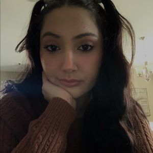 Meet your Posher, Julissa